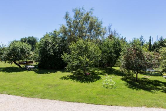 Gîte Peteloup pleine nature pour 12 + piscine La Celle-Saint-Cyr Extérieur photo